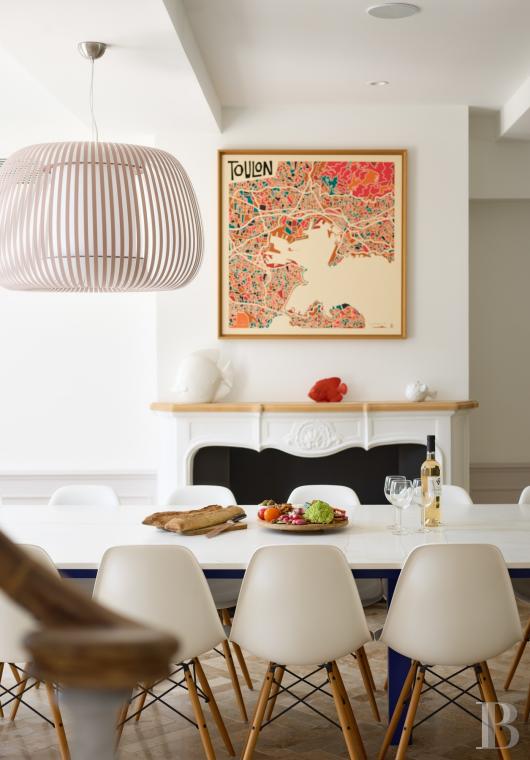 A renovated farmhouse surrounded by extensive grounds leading down to the sea, between Toulon and Hyères on the Var coast - photo  n°14